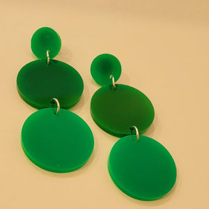 Chandelier Emerald Green Earrings 60s style vintage